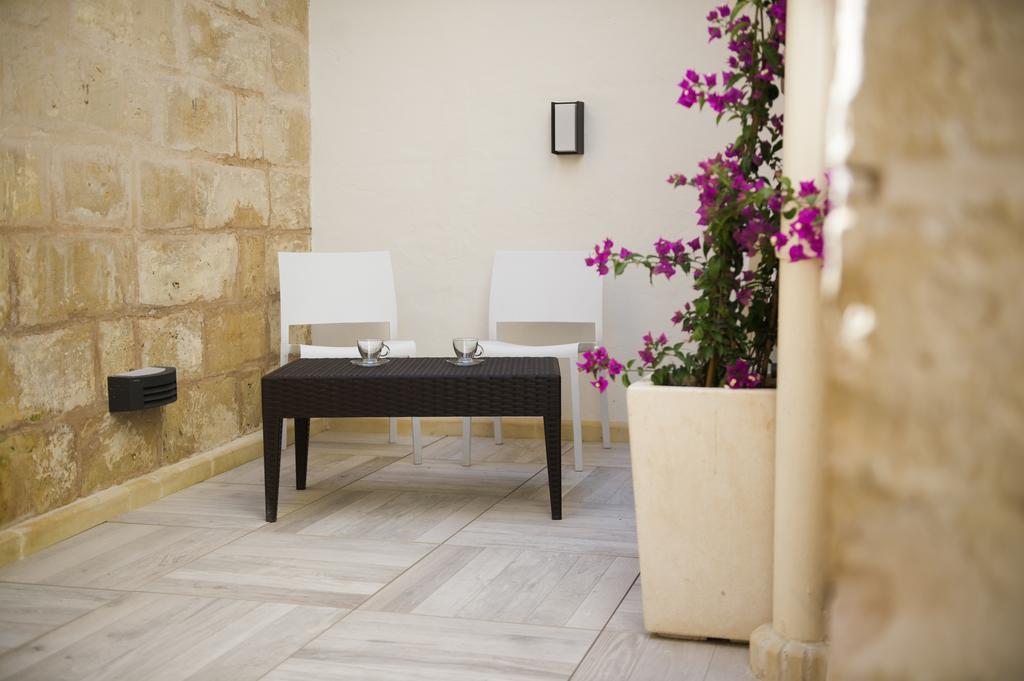 Vacation Townhouse Villa Sliema Buitenkant foto
